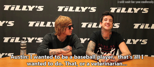 i-will-wait-for-you-endlessly:  nice to see my gifs have done well in a repost c: