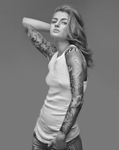 hot4tattoobabes:  hot4tattoobabes