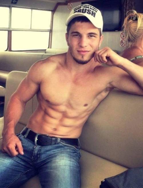 sunbound: Love to kiss those lips and more…