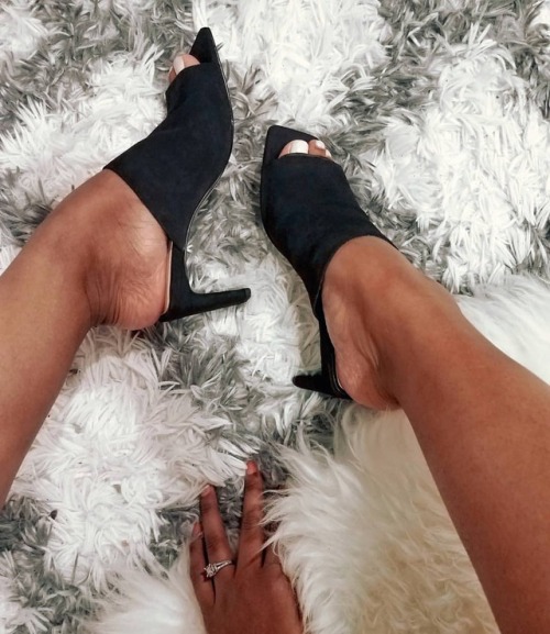 melissaraghunandan:Didn’t expect myself to get into #mules but here I am obsessing!!