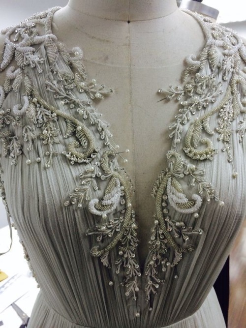 vint-agge-xx:Embroidered Dress Detail