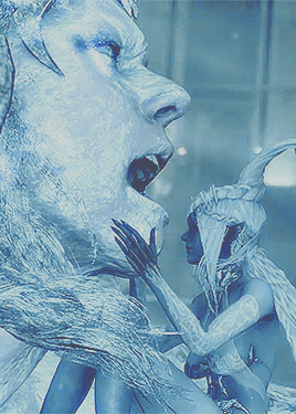 gigglincactus:Anonymous asked: Shiva freezing IfritDiamond Dust
