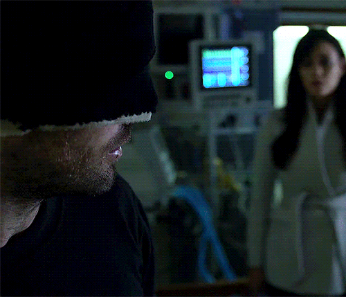 Charlie Cox In Daredevil (3.02)