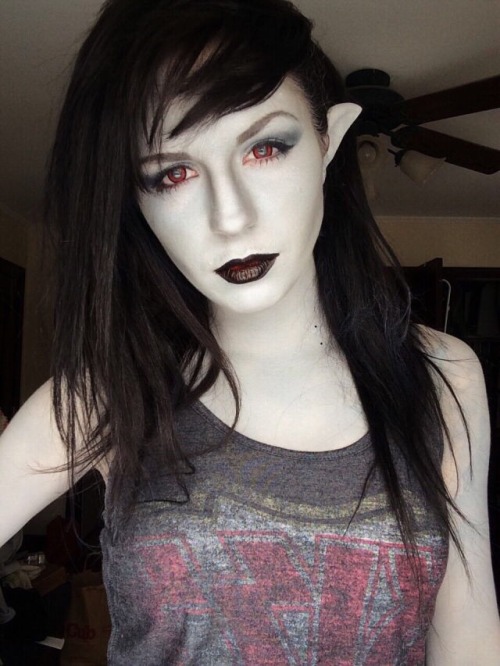 hjsteele:  Another round of “favorite cosplay makeup selfies”!   (Courtney gets in here because I did her makeup and she looked HELLA and gorgeous)