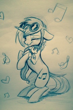 famosity14:First batch of sketch commissions at Fiesta Equestria