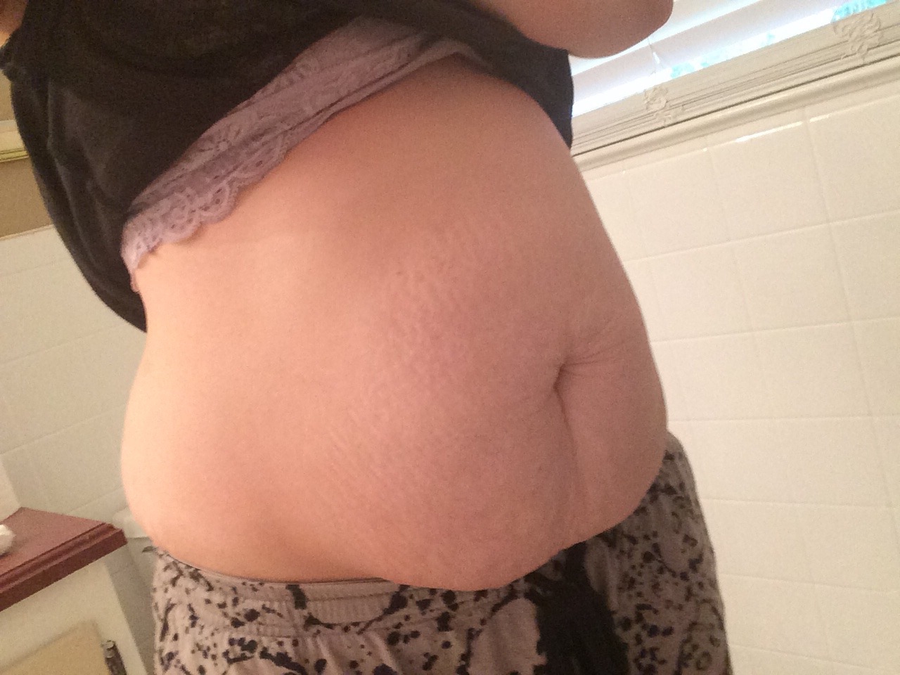 littlebratbigdreams:  Just finished off some beer and pizza