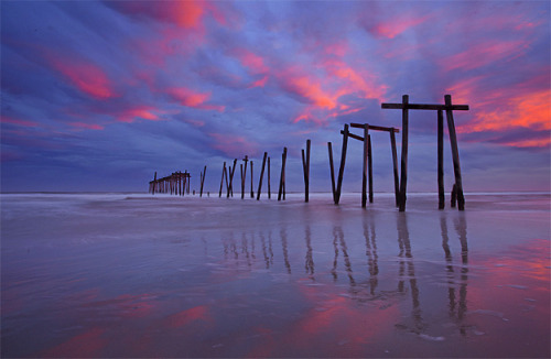 Sunset Broken Pier - Ocean City, New Jersey by Lightvision [光視覺] on Flickr.