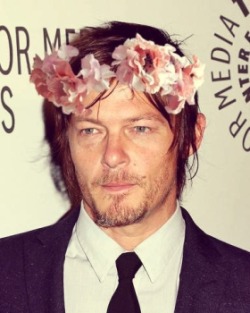 zombiexbunny:  get-your-stupid-fcking-rope: Reedus. In suits. Flowercrowned. - requested by flower crowns queen secretly-a-zombie  3rd row, middle pic is just PERFECTION &lt;3 