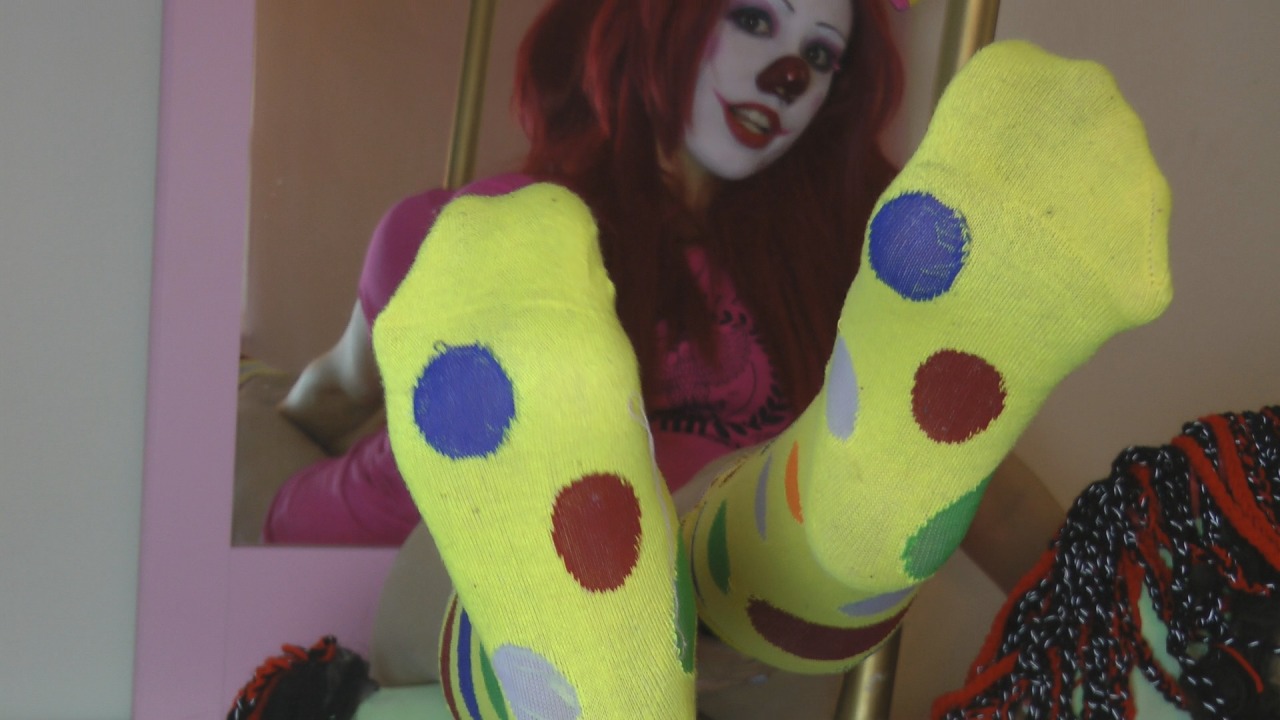 kitziklown:  Love it? See more here:Â https://iwantclips.com/store/10247 Kitzi