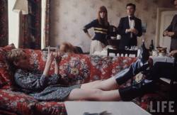 urlof:  Mia Farrow on the set of A Dandy