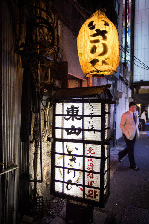 tokyostreetphoto: Lamplight, Ginza 銀座
