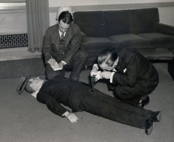 vintageeveryday:  FBI training school, 1932.  