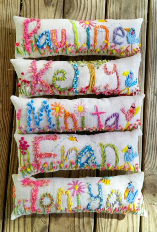 Embroidered Pillow //YelliKelli