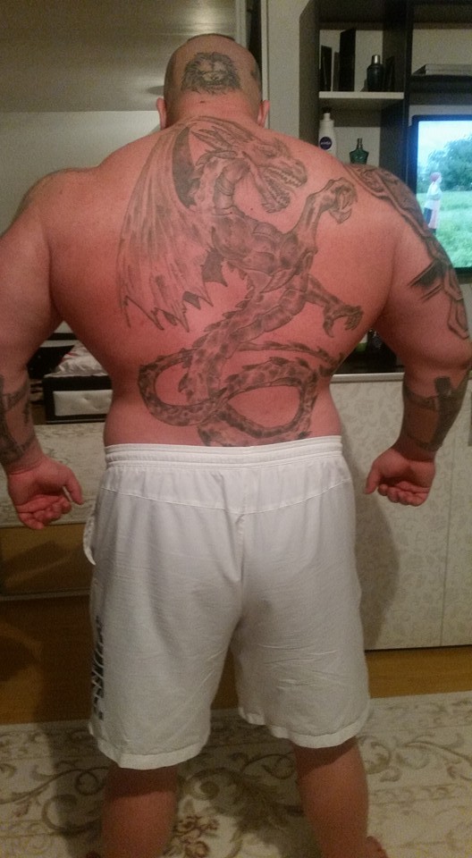 ricky-spanishhh: Stelica Ramona - Roumania mixed Targaryen and Stark ??? it seems