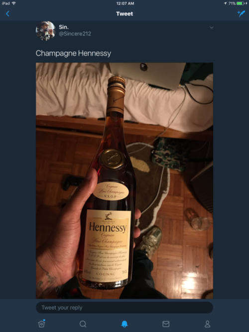 mentalorgasm:just-call-me-vendetta:blueklectic:NOW WAIT JUST A DAMN MINUTE!!Bout to be Hood Classy w