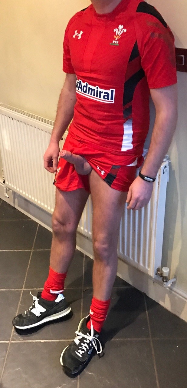 Fit naked rugby lads & bi lads
