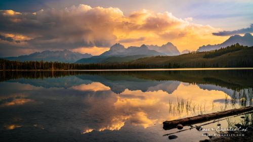 amazinglybeautifulphotography:  Smokey sunset over Little Redfish Lake in the Sawtooth Mountains, Idaho [OC][1920x1080] - Author: roseandcharles on reddit