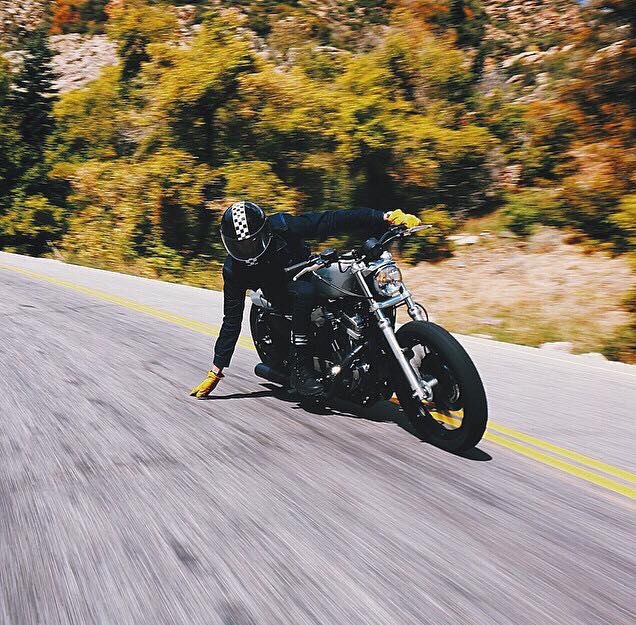 ridefastdieolder:  Gravel clean up.
