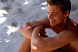 prettywigga:  THE BEACH, Leonardo Di Caprio, 2000 