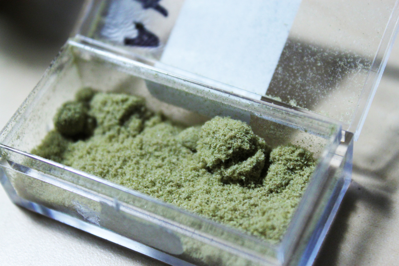 weedorz:  Like &amp; Reblog &amp; SMOKE ONE !Follow if you want more !