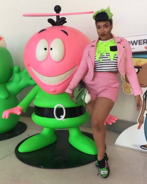 Quisp and I color coordinated for @designercon My Slime themed outfit consists of: Jacket: @collecti