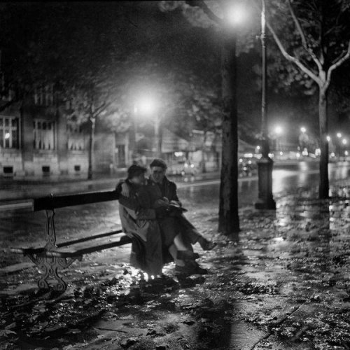 Lovers on a bench  Paris  1948