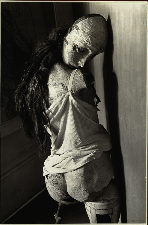 Hans Bellmer (German, 1902-1975, b. Katowice, Poland) - Die Puppe (La Muñeca / The Doll), 1934/2002 