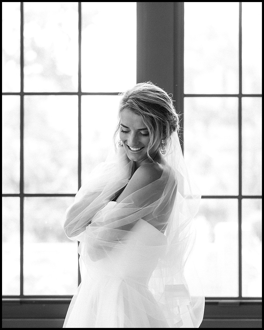 charleston wedding photography and caroline herrera fern gown at the ceder room