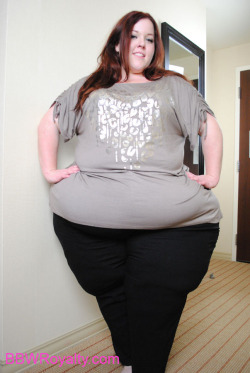 largessbbw:  raajr:  xxlgirls:  She gained !