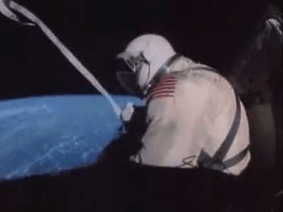 humanoidhistory:  Gemini 4 astronaut Ed White becomes the first American to go on