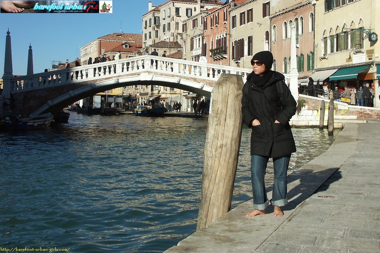 In this special Xmas update, we are very happy to feature unpublished pictures of
