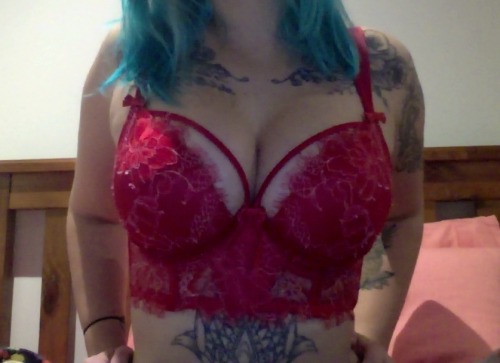 spankandfuck:  New bras c;