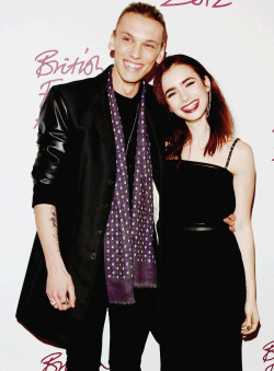  5/? Favorite Jamily photos↳ Love Always and Forever   