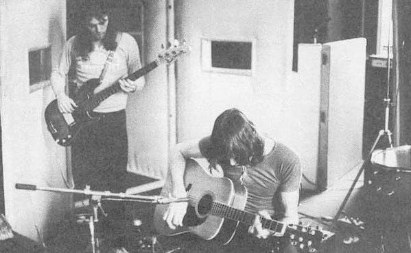 more-relics:David Gilmour - Roger Waters - 1971