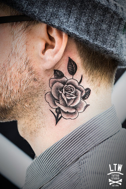 ltwtattoo:  Rose by Alexis. LTW Tattoo.