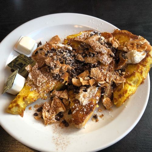 Cannoli French toast at Grateful Dedham Diner. #frenchtoast (at The Grateful Dedham Diner) https://w