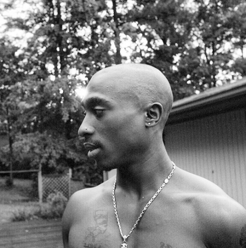 90shiphopraprnb:Tupac Shakur | Stone Mountain, GA 1994 | Photo by Chi Modu