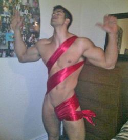 goodbihabits:  tightholebigdick:  http://tightholebigdick.tumblr.com  Merry fucking Christmas