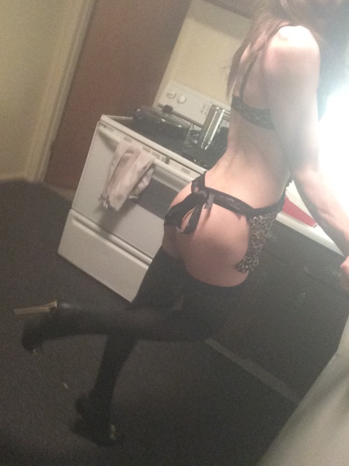 jaylynn801cd: First time dressing up in a long while!! What do ya think!!  Should I make a members o