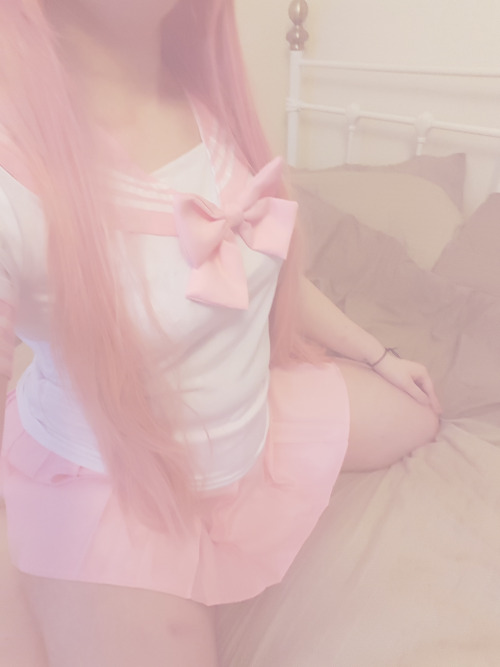 pale-ss:  Tell me I’m cute (⑅˘͈ ᵕ ˘͈ )