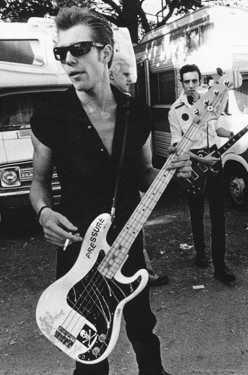 kkat1ee:Paul Simonon at the Tribal Stomp II concertSeptember, 1979