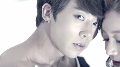 menonlist:HoonSeop 3some scene @ Quit Playing MV ½