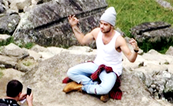  liam &amp; harry at machu picchu - 28/4/14 x 