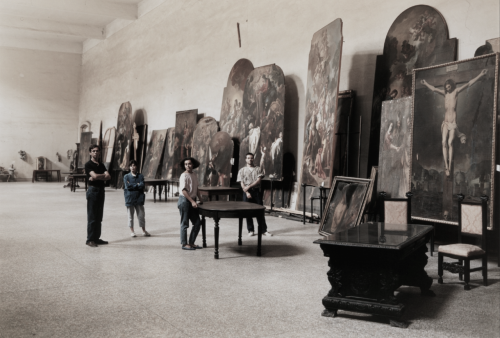 emieliov:  Thomas Struth:   Art Restorers at San Lorenzo Maggiore, Naples, Italy.
