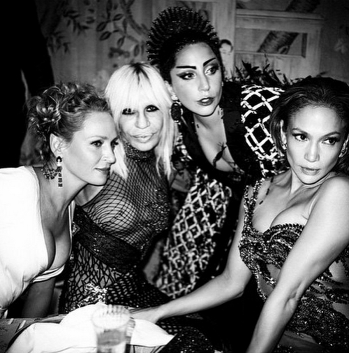 ladyxgaga: @katyperry: #breaktheinternet2k15. @justinbieber: me and the queen. @ladygaga: Donatella with her girls: UMA, Gaga, Jenny ❤️