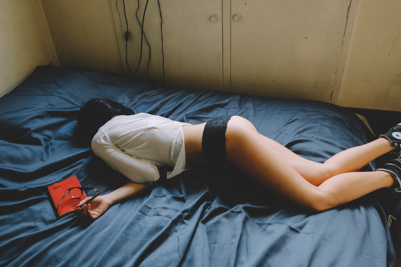 adolfovalente:  Ilaria, on C-Heads Magazine http://www.c-heads.com/2015/07/23/ilaria-by-adolfo-valente-for-c-heads/