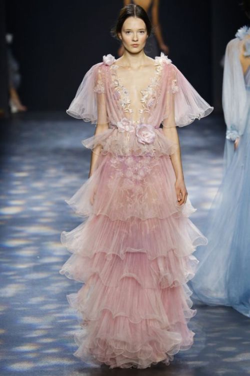 Yule Ball: Hermione Granger ball gown (possible looks)