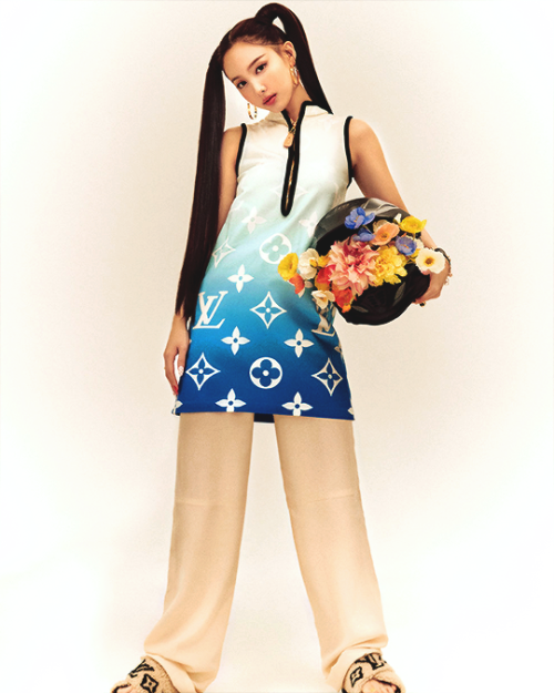 twuce:Nayeon x Louis Vuitton for W Korea April 2021