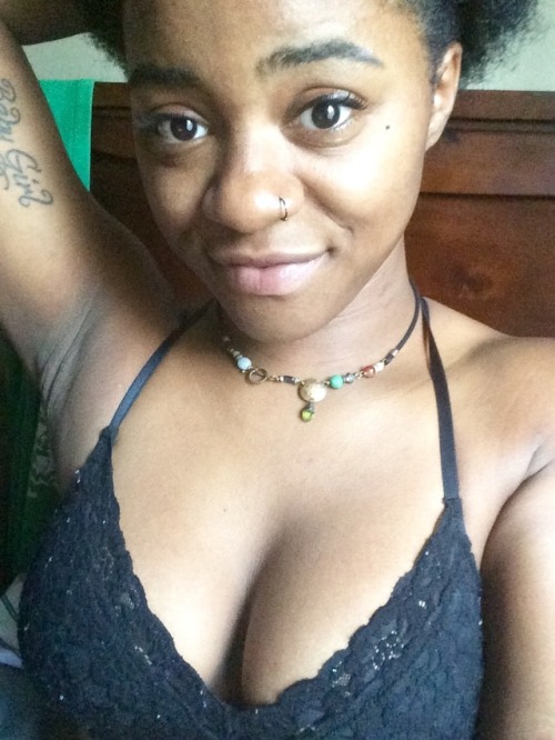 carlinedarkgirlfriends: It has never been so easy. Click here and have fun with a ebony girl you&rsq
