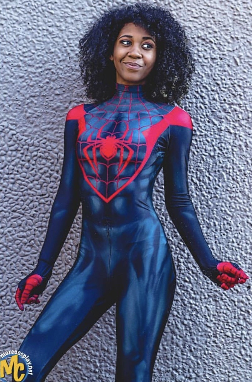 urfvgrl:  blackwomenincostume:         Your friendly neighborhood Spider-Man, Spiderwoman,